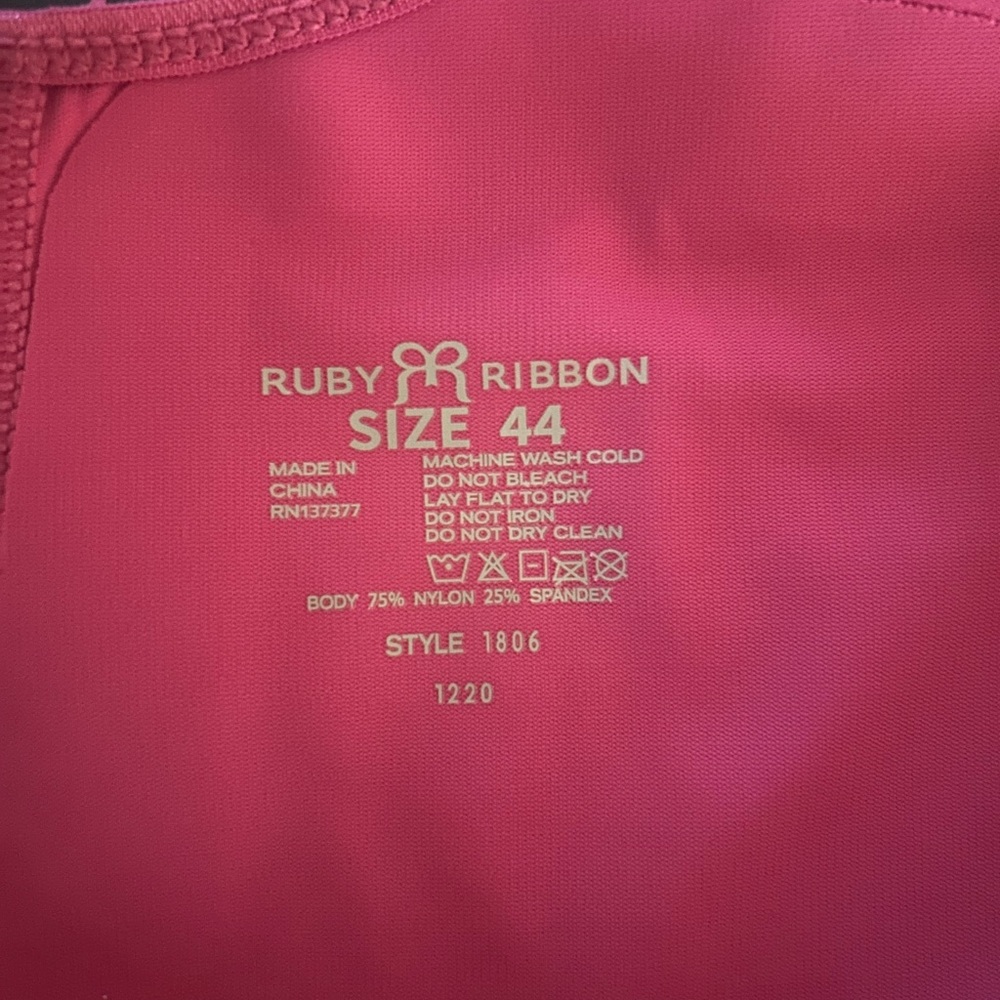 Ruby Ribbon Style 1806 Size 44 - Picture 3 of 3